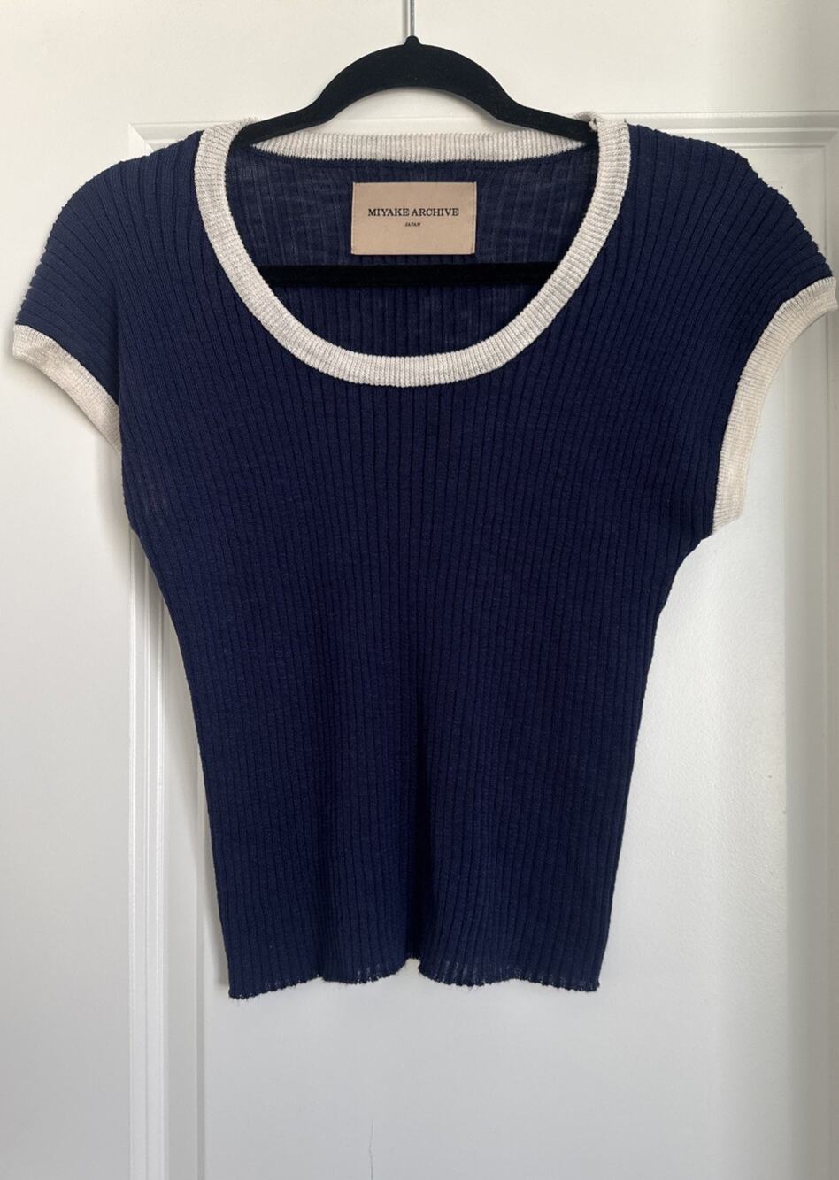 MIYAKE ARCHIVE Japan Issey Miyake Navy Women's Short Sleeve Rib Knit Top *read